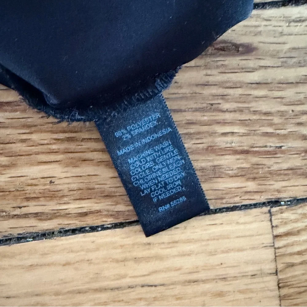 Indigo Dark Blue Jean Shorts, Size 6 - Picture 6 of 7